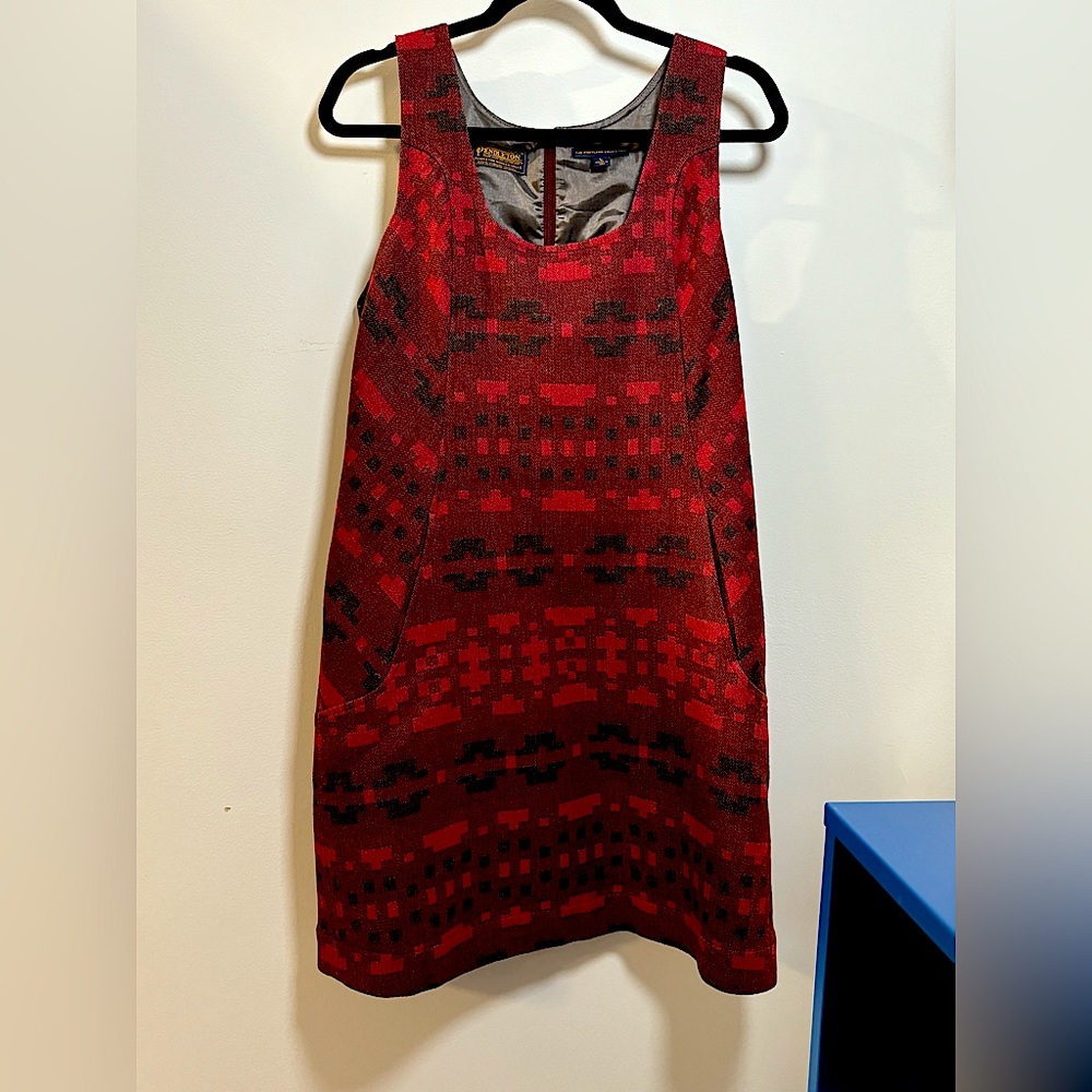 Pendleton 100% virgin wool jumper / dress women’s size Large